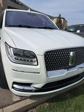 Pristine White 2020 Lincoln Navigator Reserve