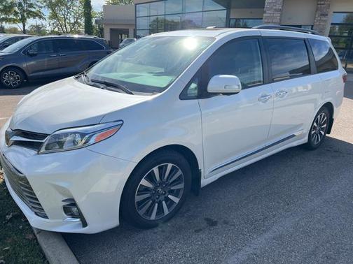 2020 Toyota Sienna Limited