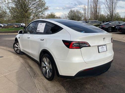 2021 Tesla Model Y Long Range Dual Motor All-Wheel Drive