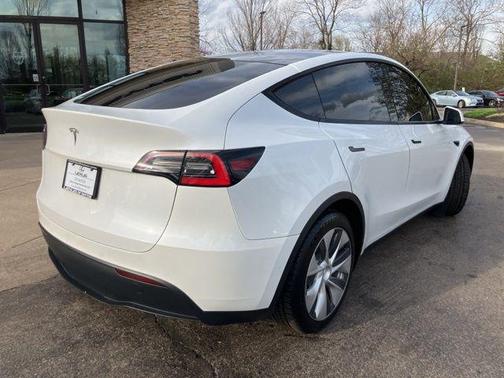 2021 Tesla Model Y Long Range Dual Motor All-Wheel Drive