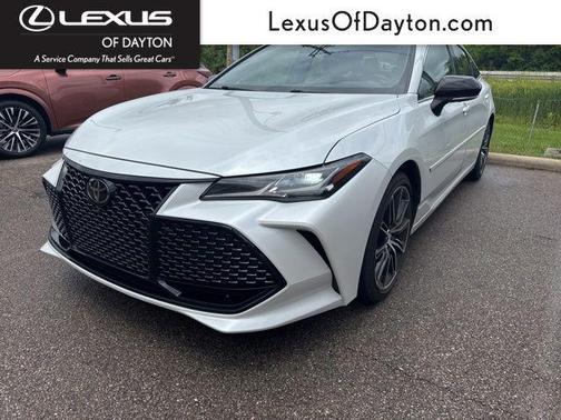 Wind Chill Pearl 2019 Toyota Avalon Touring