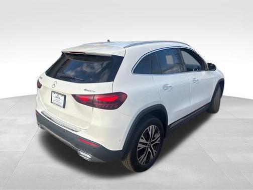 2025 Mercedes-Benz GLA 250 4MATIC