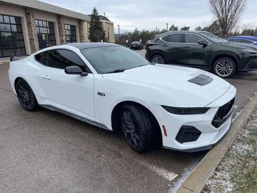 2025 Ford Mustang GT Premium