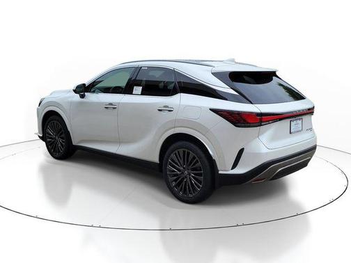Pear 2026 Lexus RX 350h Luxury