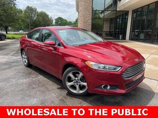 2014 Ford Fusion SE
