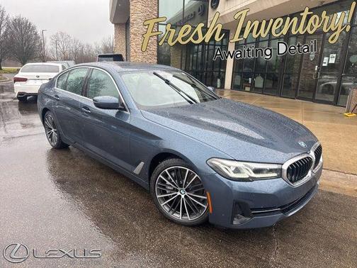 Arctic Race Blue Metallic 2023 BMW 540 i