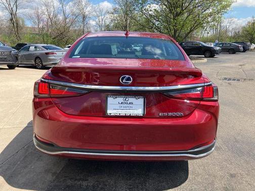 Matador Red Mica 2021 Lexus ES 300h Base