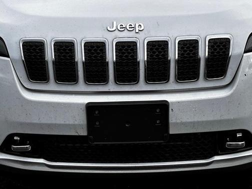 2019 Jeep Cherokee Overland