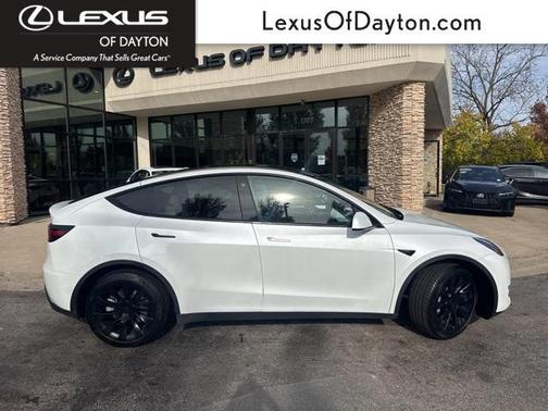 2023 Tesla Model Y Long Range Dual Motor All-Wheel Drive