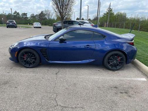 2024 Toyota GR86 Premium