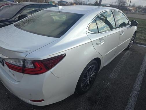 2016 Lexus ES 350 Base