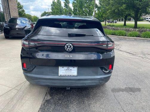 Deep Black Pearl 2023 Volkswagen ID.4 AWD Pro S