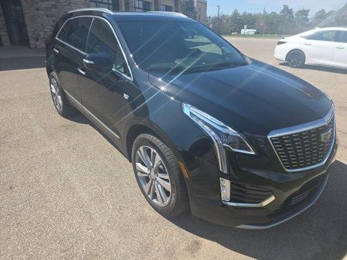 Stellar Black Metallic 2020 Cadillac XT5 Premium Luxury
