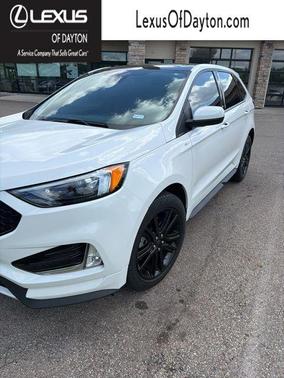 Star White Metallic Tri-Coat 2022 Ford Edge ST Line