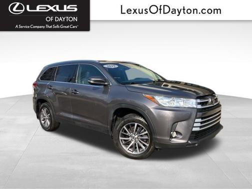 Predawn Gray Mica 2019 Toyota Highlander XLE