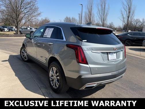 2023 Cadillac XT5 Premium Luxury