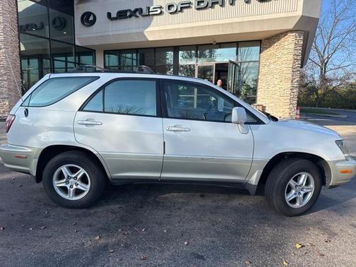 1999 Lexus RX 300 Base