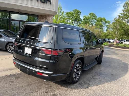 2023 Jeep Wagoneer Series III