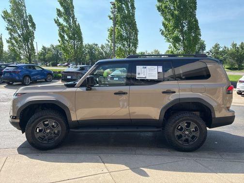 Earth/Black Roof 2025 Lexus GX 550 Overtrail+