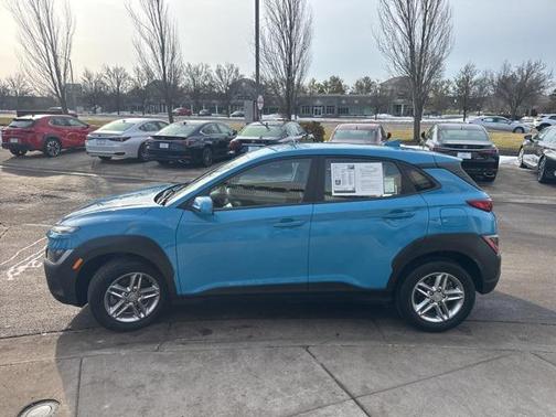 2022 Hyundai KONA SE