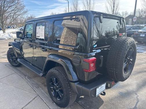 2021 Jeep Wrangler Unlimited Sahara