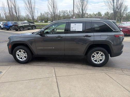 2022 Jeep Grand Cherokee Laredo