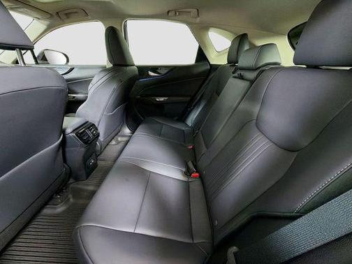 2025 Lexus NX 350h Premium