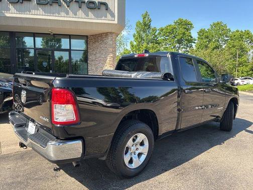 Diamond Black Crystal Pearlcoat 2023 RAM 1500 Big Horn/Lone Star