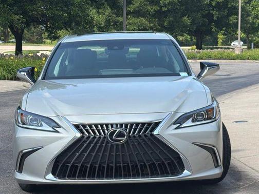 Moonbeam Beige Metallic 2023 Lexus ES 350 Base