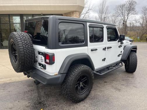 2020 Jeep Wrangler Unlimited Willys 4X4