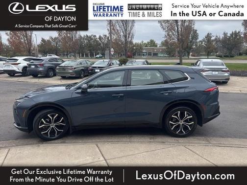 2025 Toyota Crown Signia XLE