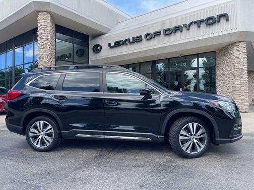 Crystal Black Silica 2019 Subaru Ascent Limited 7-Passenger
