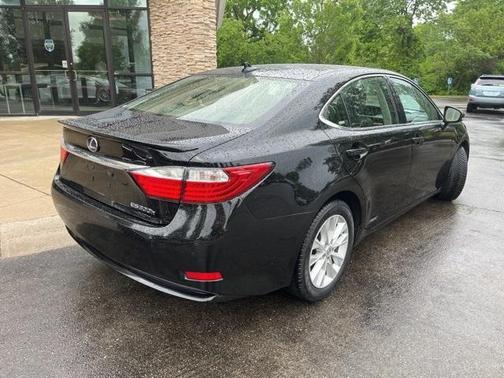 2014 Lexus ES 300h Base