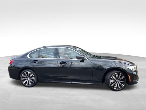 Black Sapphire Metallic 2025 BMW 330 xDrive