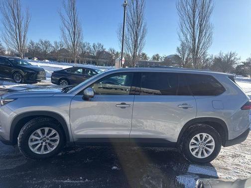 2025 Toyota Grand Highlander XLE