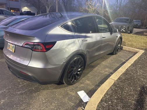 2025 Tesla Model Y Performance Dual Motor All-Wheel Drive