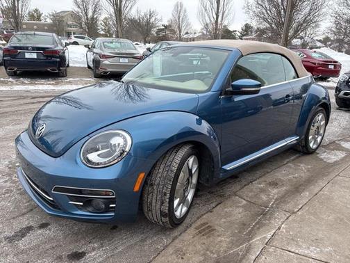 2018 Volkswagen Beetle 2.0T SE