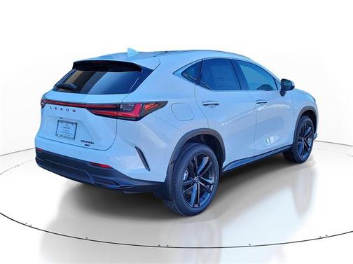 2026 Lexus NX 450h+ Luxury