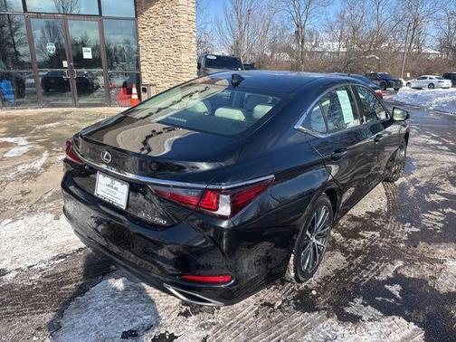 2024 Lexus ES 350 Base