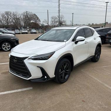 2025 Lexus NX 450h+ Luxury