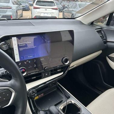 2025 Lexus NX 450h+ Luxury