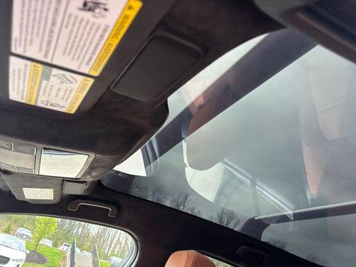 Santorini Black Metallic 2024 Jaguar I-PACE HSE