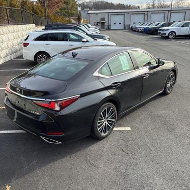 2024 Lexus ES 350 Base