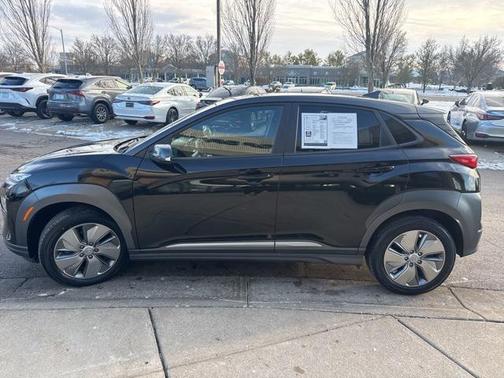 2021 Hyundai KONA EV SEL