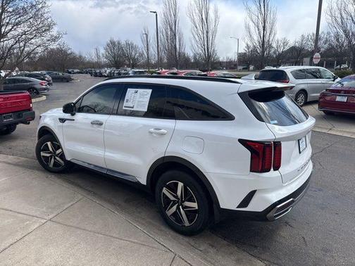 2022 Kia Sorento S