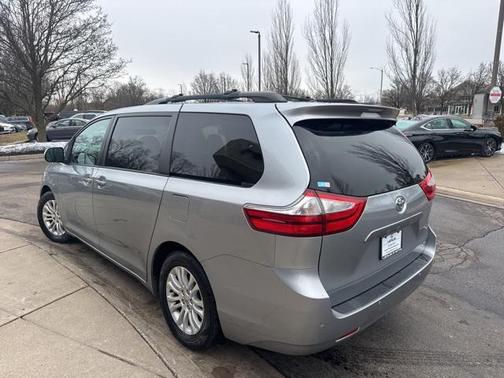 2015 Toyota Sienna SE