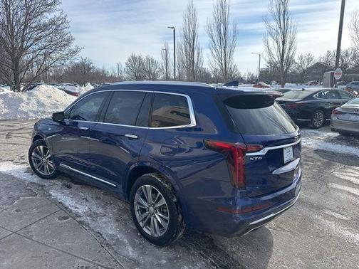 2023 Cadillac XT6 Premium Luxury FWD