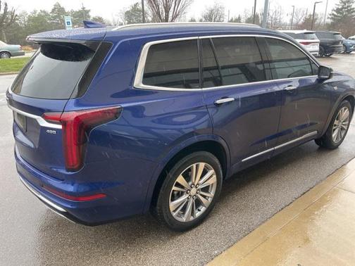 2023 Cadillac XT6 Premium Luxury FWD