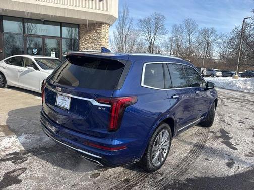 2023 Cadillac XT6 Premium Luxury FWD