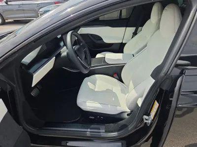 Solid Black 2022 Tesla Model S Plaid